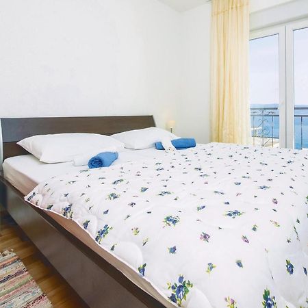 Gorgeous Apartment In Mali Rat With Kitchen Sumpetar Zewnętrze zdjęcie